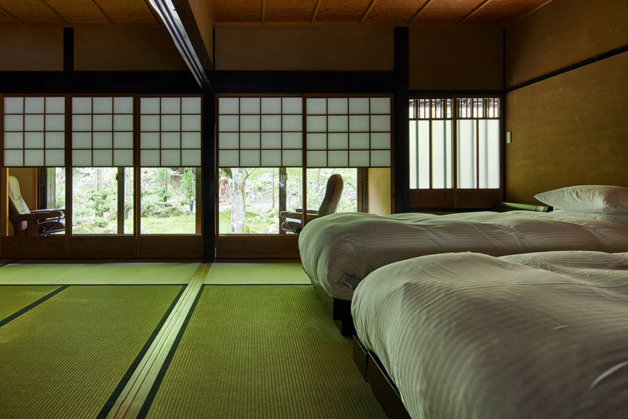2 rooms with 6 tatami mats